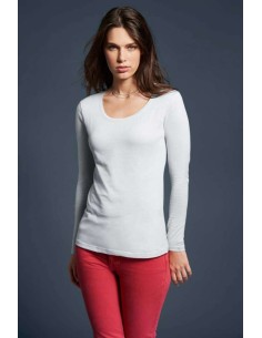 A-AN399-WOMEN’S FEATHERWEIGHT LONG SLEEVE SCOOP TEE